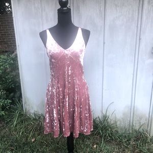 🦄🦄 American Eagle Velvet Dress Size Medium 🦄🦄